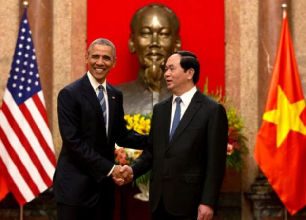 President Barack Obama and Vietnamese General Secretary Nguyen Phu Trong 